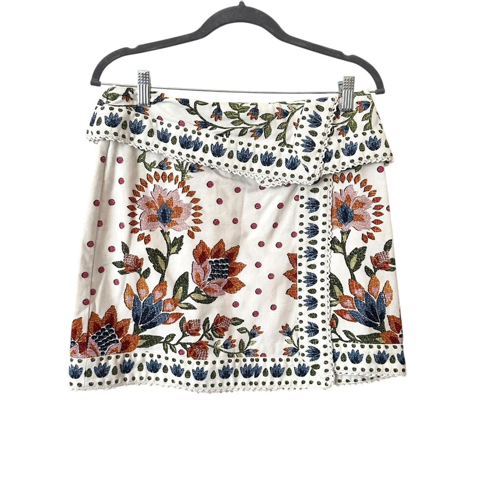 FARM Rio Floral Mini Skirt - White and Multicolor - Picture 2 of 5